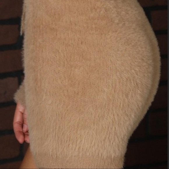 🆕Fuzzy Drawstring Shorts - Picture 4 of 4